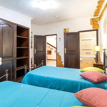 V4 Maximo * Albufeira